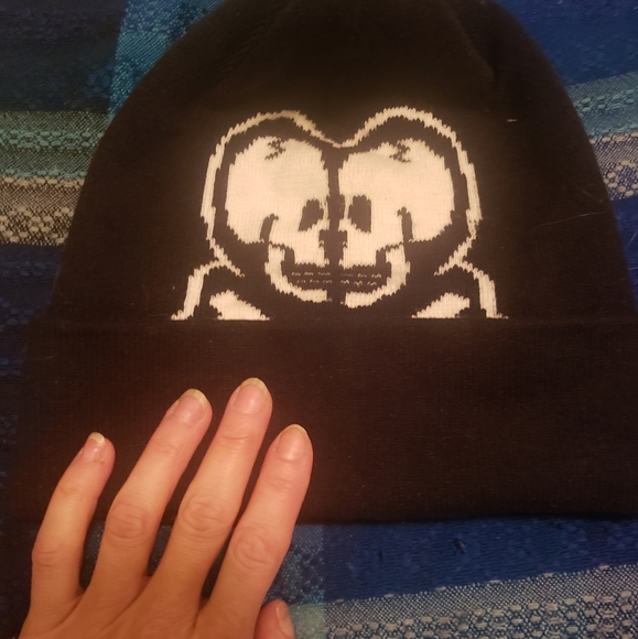 TOKIDOKI Double Skull Beanie/Toque/Skully/Wooly Hat/Toboggan/Knit Cap/Snow Cap - Picture 13 of 16